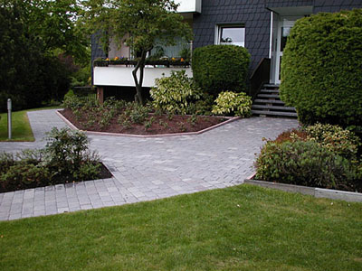 :: Vorgärten - Gartengestaltung Tarot & Poschmann :: Kaarst